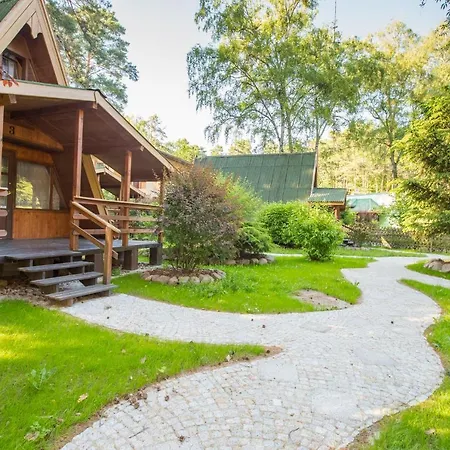 Osrodek Wypoczynkowy Puszczyk Wolnostojace Sosnowe Z Zadaszonym Tarasem *