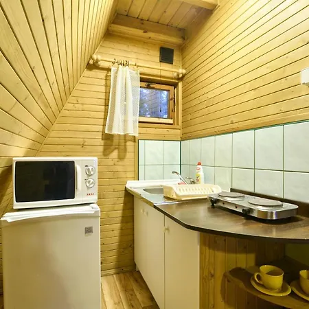Holiday home Osrodek Wypoczynkowy Puszczyk Wolnostojace Sosnowe Z Zadaszonym Tarasem