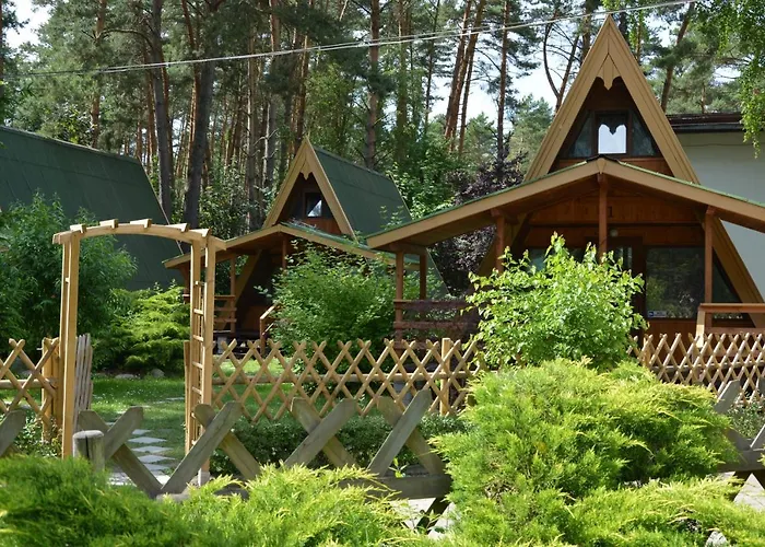 Osrodek Wypoczynkowy Puszczyk Wolnostojace Sosnowe Z Zadaszonym Tarasem Holiday home Sierakow (Greater Poland)