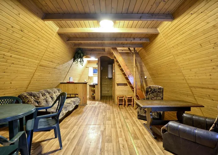 Osrodek Wypoczynkowy Puszczyk Wolnostojace Sosnowe Z Zadaszonym Tarasem Holiday home Sierakow (Greater Poland)