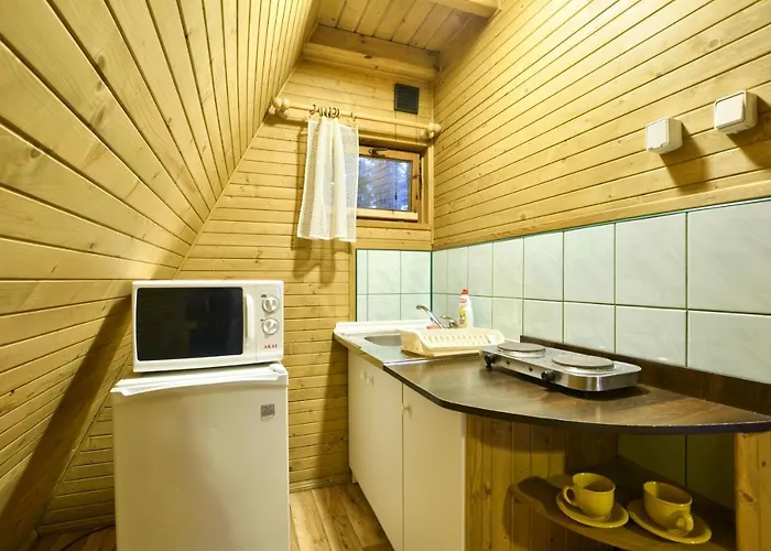 Holiday home Osrodek Wypoczynkowy Puszczyk Wolnostojace Sosnowe Z Zadaszonym Tarasem